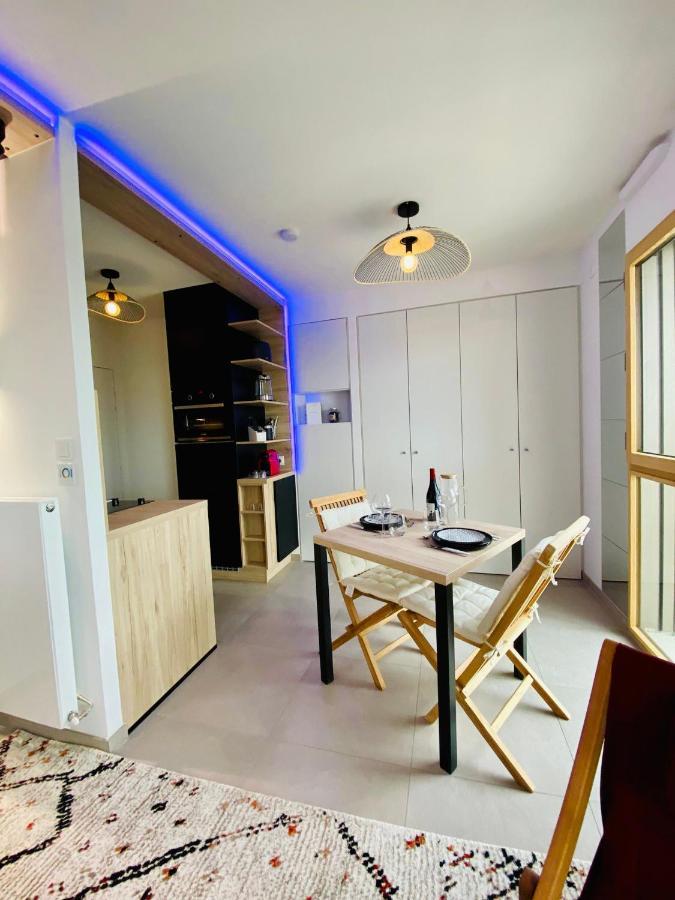 Studio Bel Mod Mont D'Or - Belvedere Moderne Лион Экстерьер фото