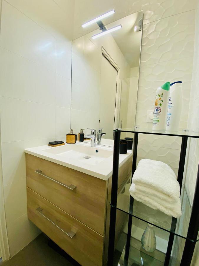 Studio Bel Mod Mont D'Or - Belvedere Moderne Лион Экстерьер фото