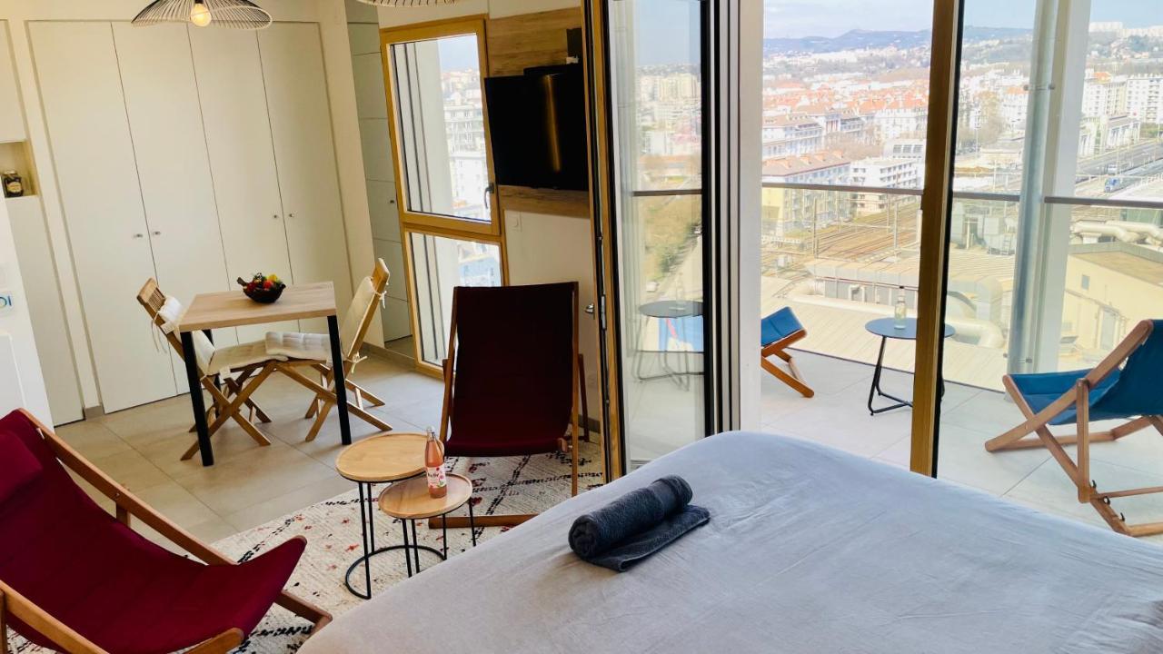 Studio Bel Mod Mont D'Or - Belvedere Moderne Лион Экстерьер фото