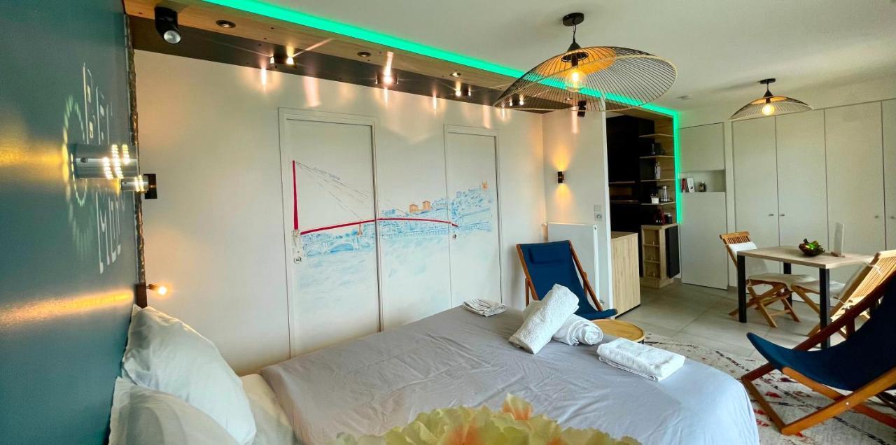 Studio Bel Mod Mont D'Or - Belvedere Moderne Лион Экстерьер фото
